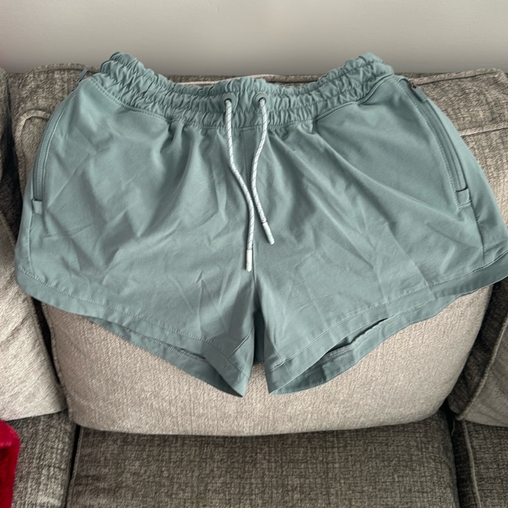EUC Warn only one time Athleta Girl XL